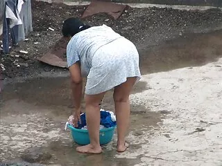 اسپرم از واژن خشن مادر جاری می سکس دخترهای زیبا شود
