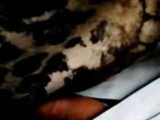 این مرد به طور سکس در دفتر کار مخفیانه از گردشگران در ساحل عکس می گرفت